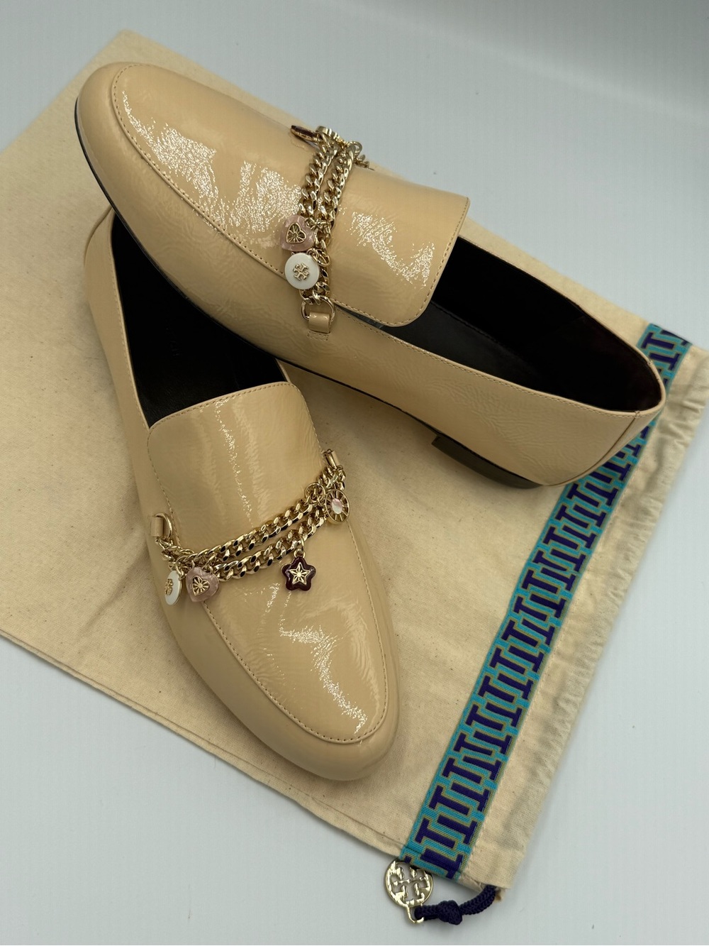 Tory Burch Everly Loafer Charm Signature Leather Logo Patent Leather US 10